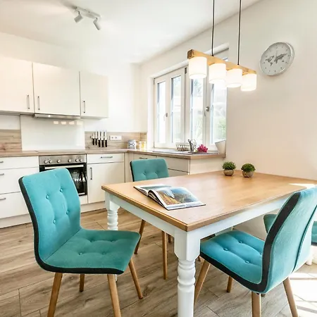 Buchwald Apartment *