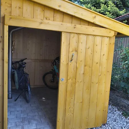 Lejlighed Buchwald Mit Schoener Holzterrasse Übersee